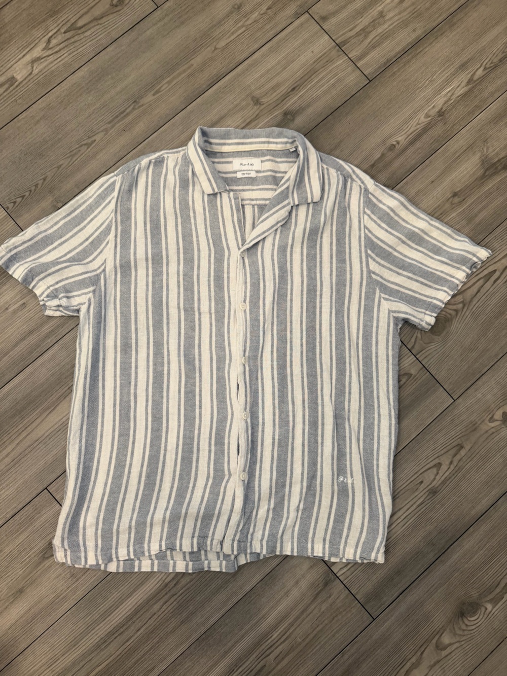 Men's Lightweight Blue & White Striped Short-Sleeve Button-Down Shirt Size XL